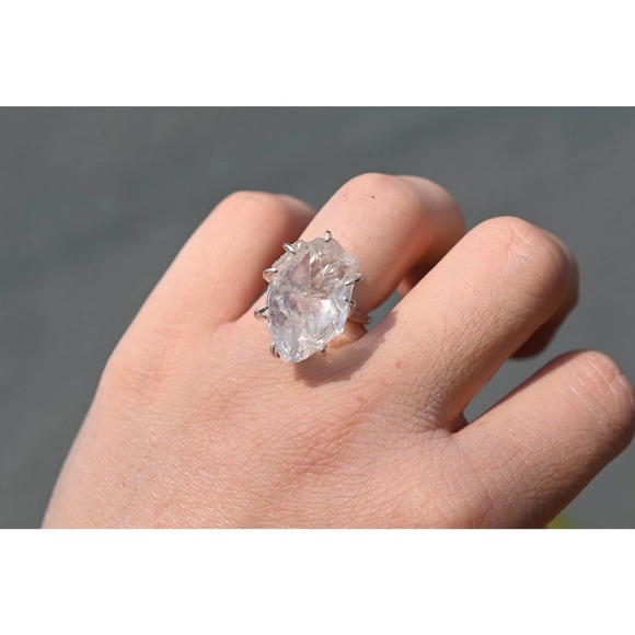 Large natural statement ring, unique engagement rings, size 5 6 7 8 9 10 - Picture 1 of 7